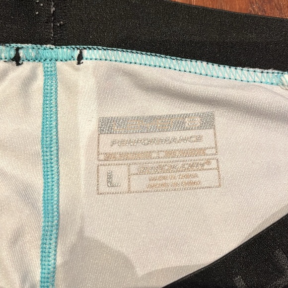 Layer 8 performance leggings - Picture 3 of 3